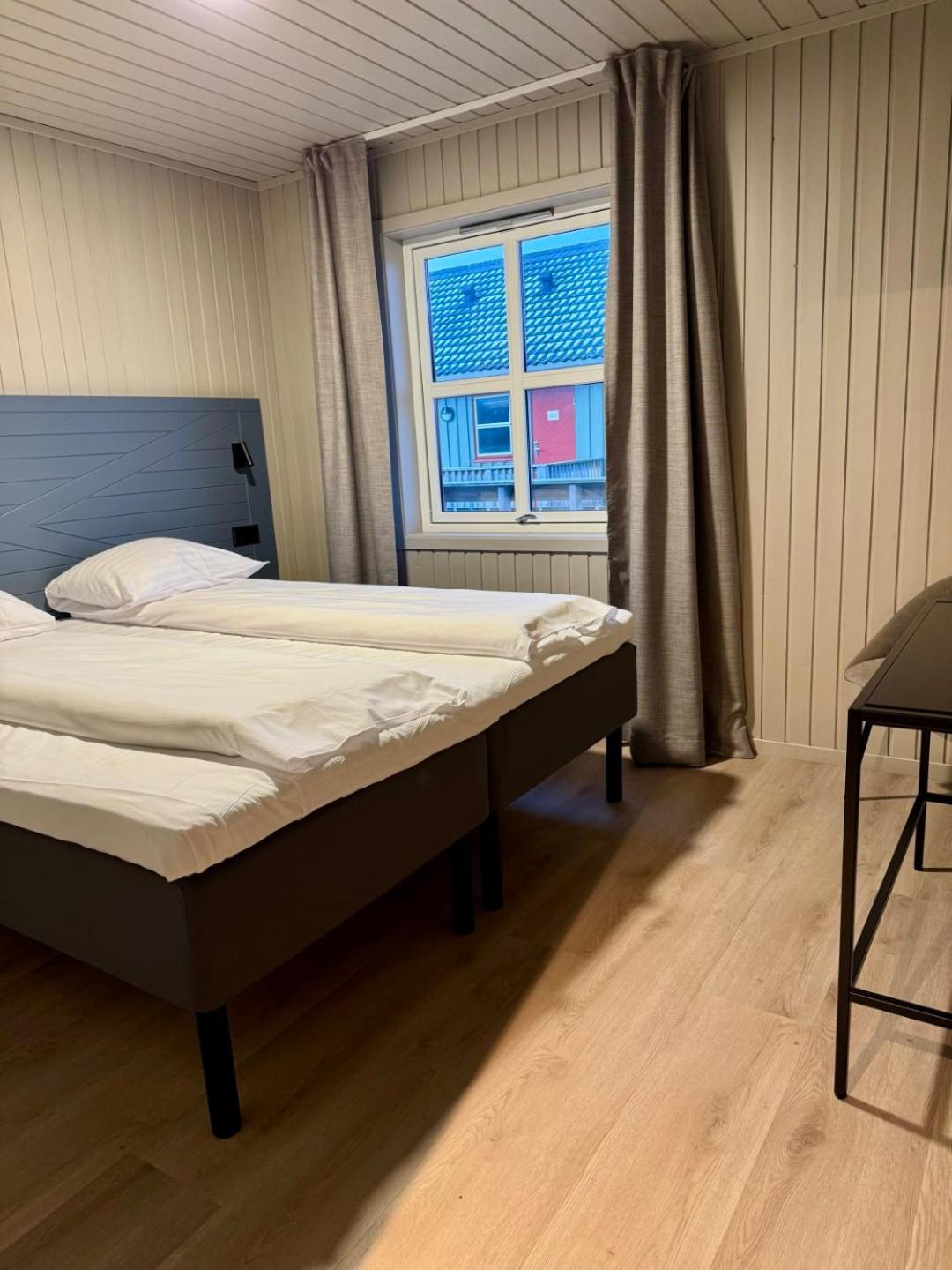 Gronnbuene Rorbu Hotel Анденес Экстерьер фото