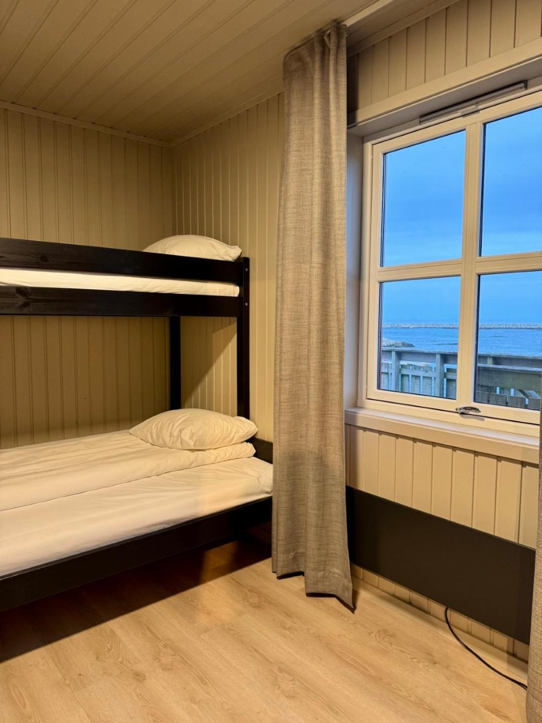 Gronnbuene Rorbu Hotel Анденес Экстерьер фото