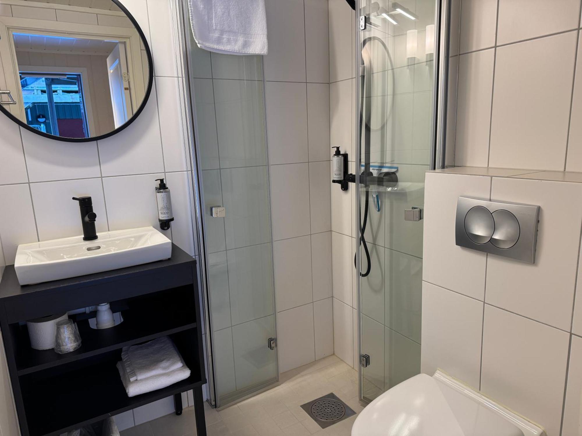 Gronnbuene Rorbu Hotel Анденес Экстерьер фото
